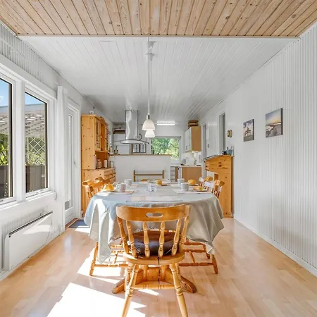 Hébergement de vacances Lirita - 700m From The Sea By Interhome